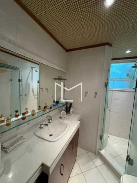 02cc7085-2299-4178-8a79-4b2244 - 21