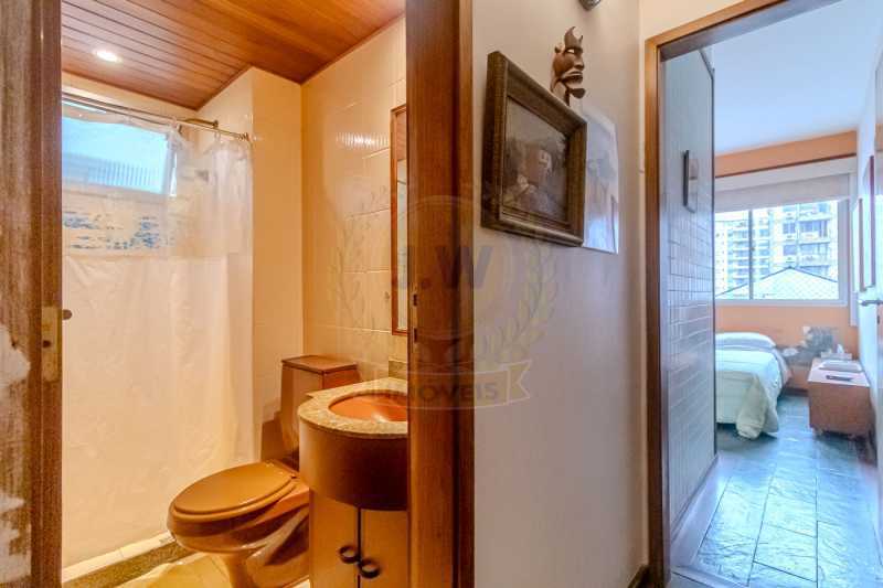 fce4efafe479178cimg9779hdr_IMG - 28
