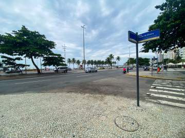 Apartamento à venda Avenida Atlântica, Copacabana, Rio de Janeiro - R$ 750.000 - JWAP10007