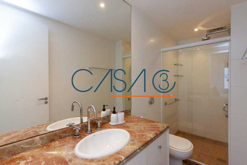 WhatsApp Image 2025-10-29 at 1 - 12