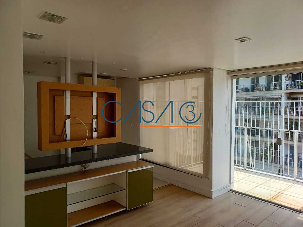 SALA - 13