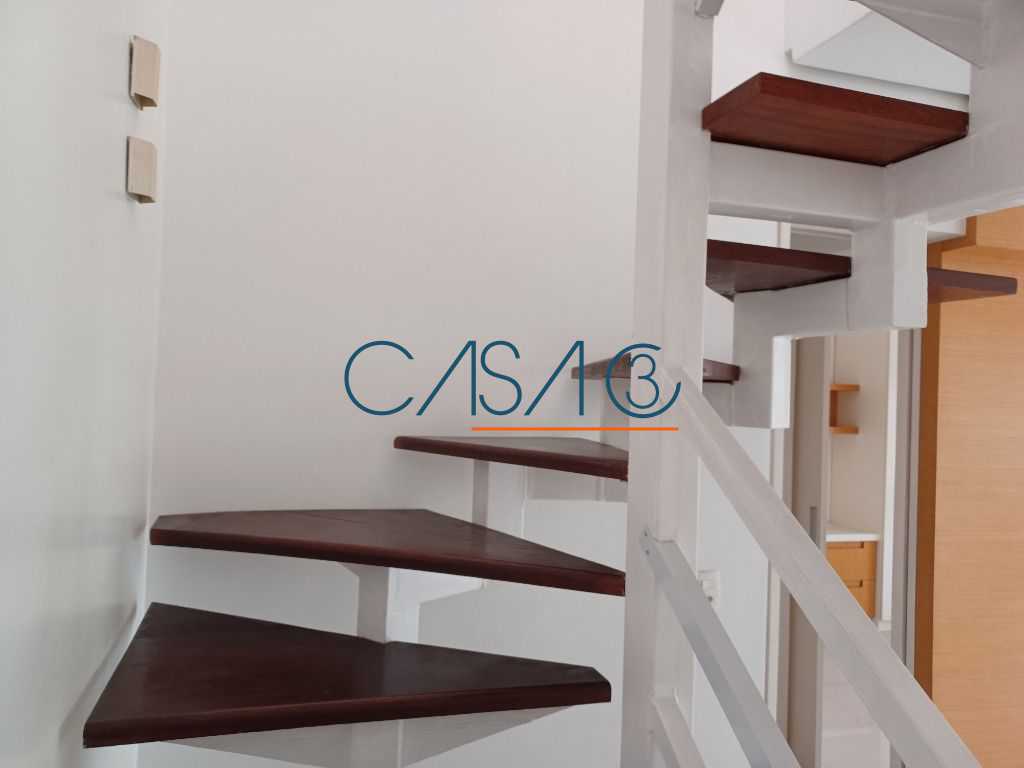 SALA - 7