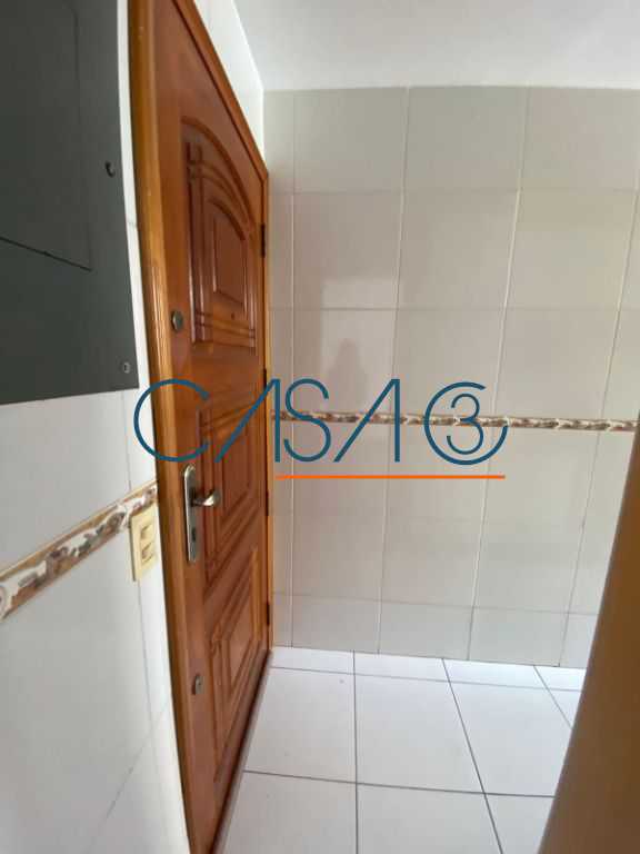 PORTA DE SERVIÇO - 7