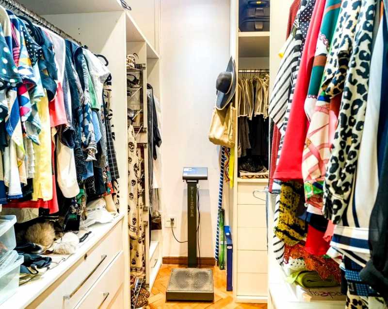Closet - 14