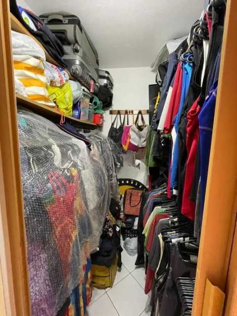 CLOSET ESSE - 13