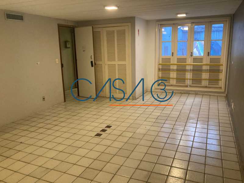 WhatsApp Image 2025-10-07 at 1 - 21