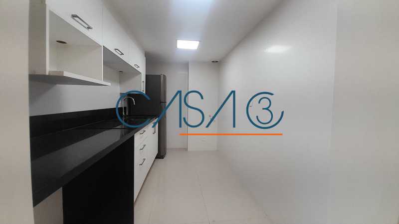2d51b7ad-e718-450b-930f-0de4c2 - 18