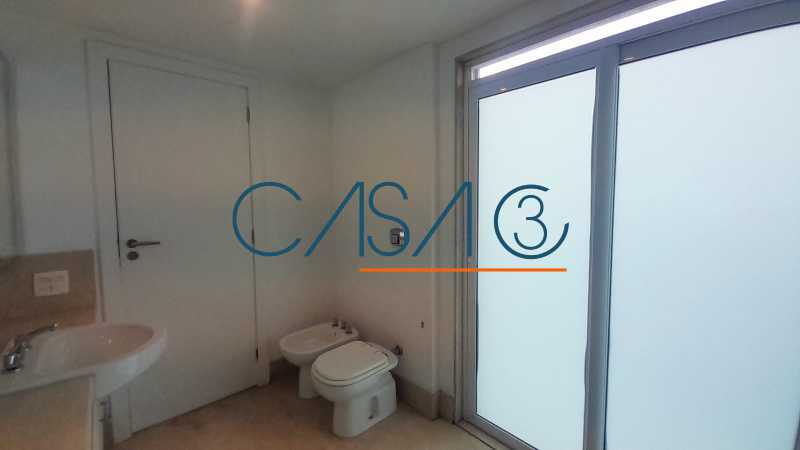 3b763ca0-5bea-451c-b35e-ad5320 - 16