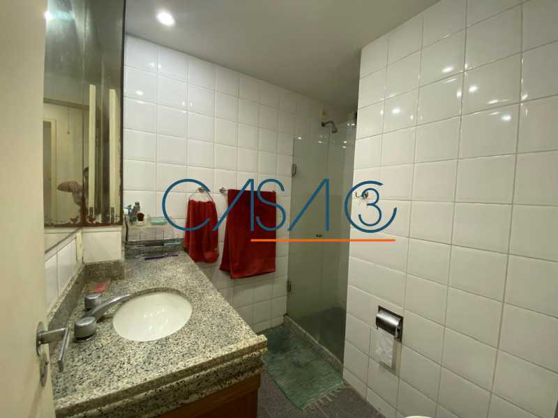 WhatsApp Image 2025-10-07 at 1 - 4