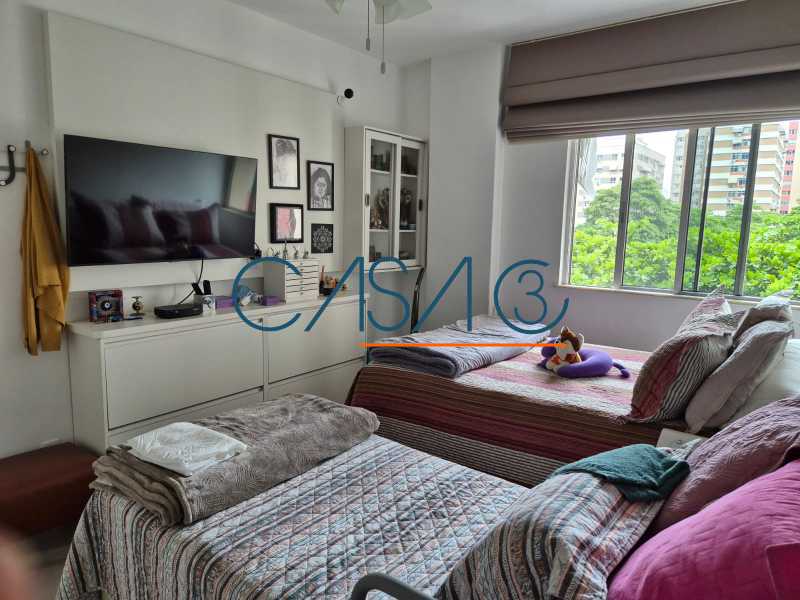 WhatsApp Image 2025-10-11 at 1 - 6