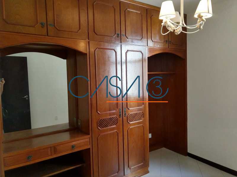 WhatsApp Image 2025-10-17 at 1 - 7