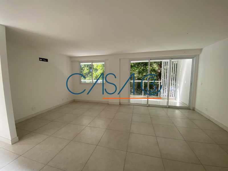 WhatsApp Image 2025-10-22 at 1 - 24