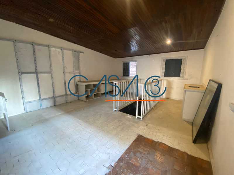 WhatsApp Image 2025-10-23 at 2 - 1