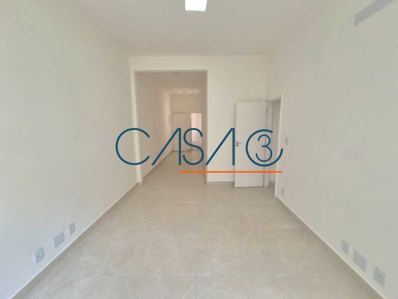 WhatsApp Image 2025-10-28 at 1 - 3