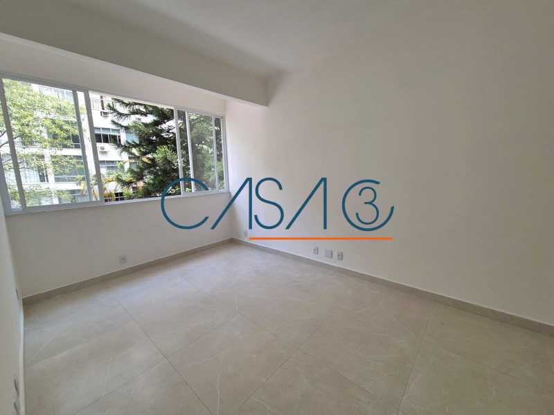 WhatsApp Image 2025-10-28 at 1 - 5