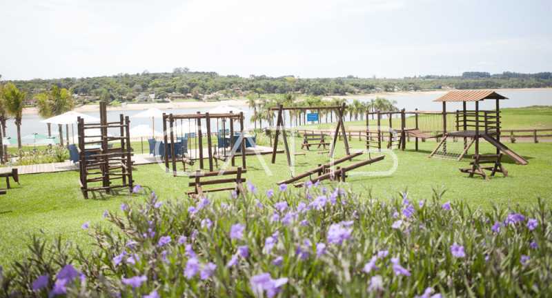 playgound iate 11 - 7