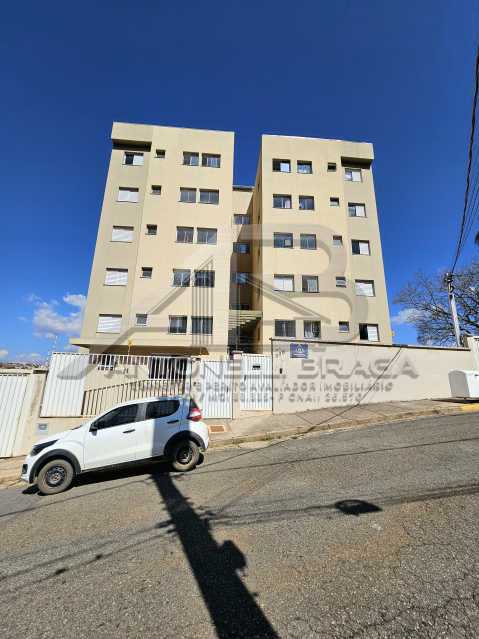 16 Fachada do prédio - 16