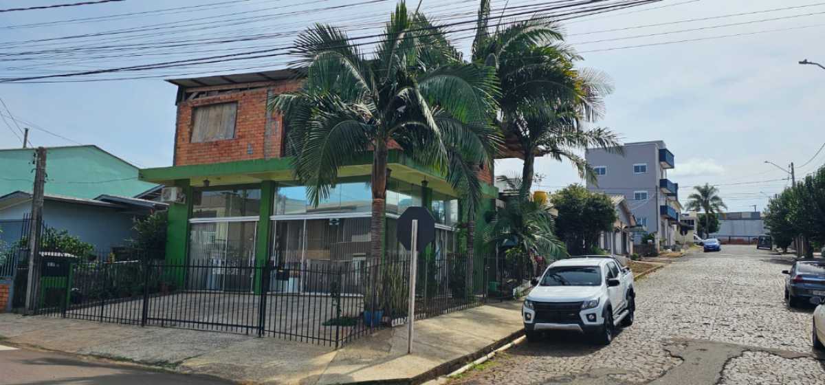 Foto 1 - 1