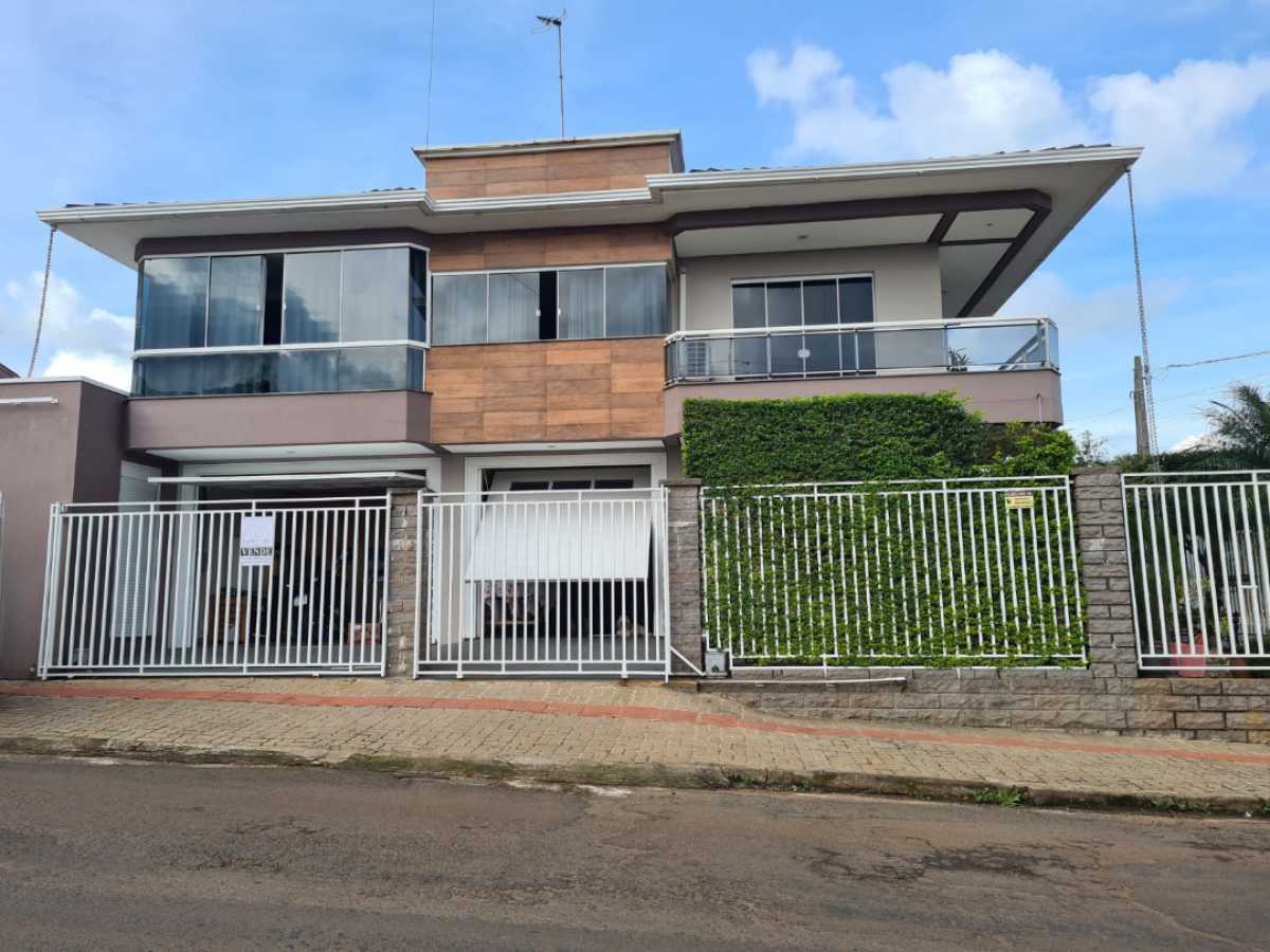 Foto 2 - 2