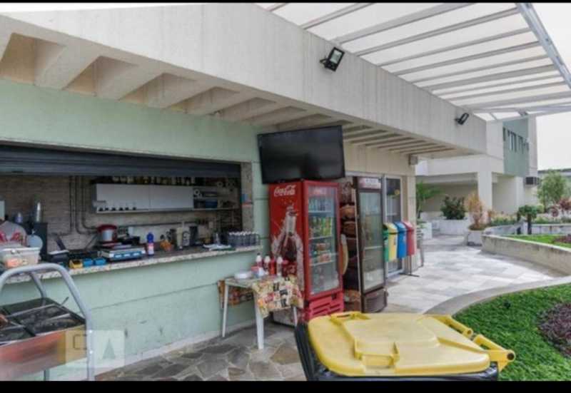 Bar perto da piscina - 17
