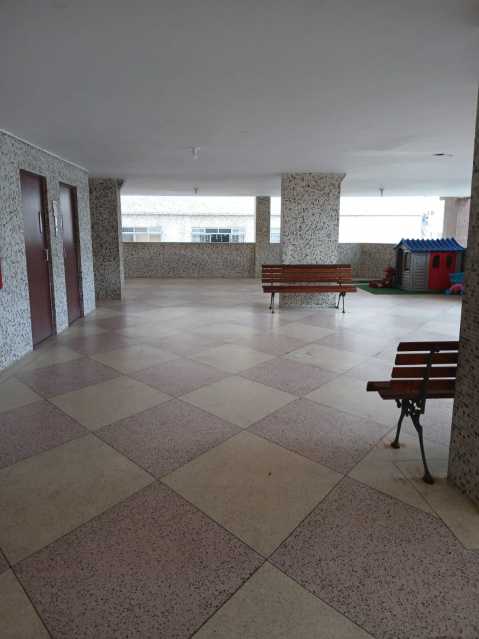 Área prédio - 17