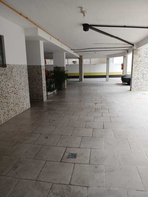 Área prédio - 18