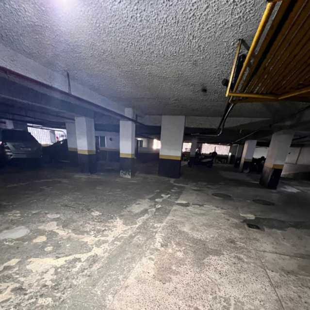 Garagem - 30