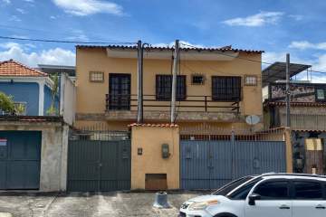 Casa para venda e aluguel Rua Mupia, Irajá, Rio de Janeiro - R$ 430.000 - MNCA30011