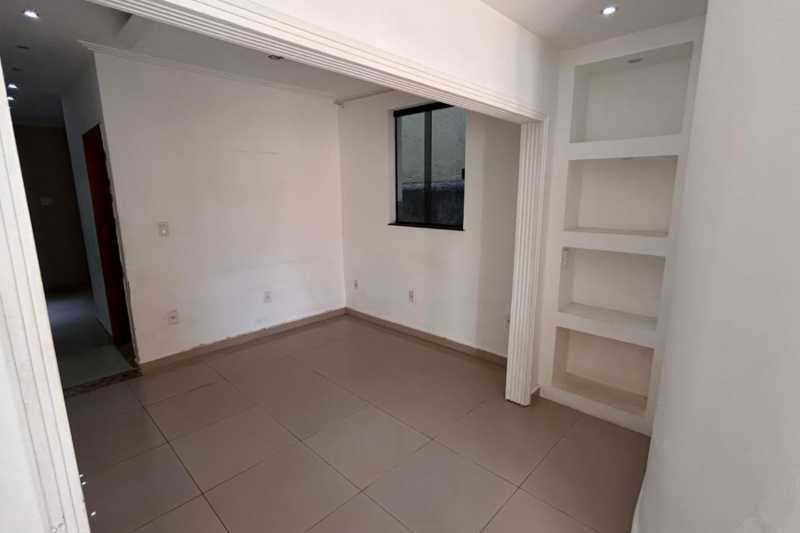 Conheça 5 do imóvel - Casa Linear à Venda em Jardim América | 2 Quartos com Suíte, Garagem para 4 Carros e Quintal - MNCA20016 - 5 5 - 5