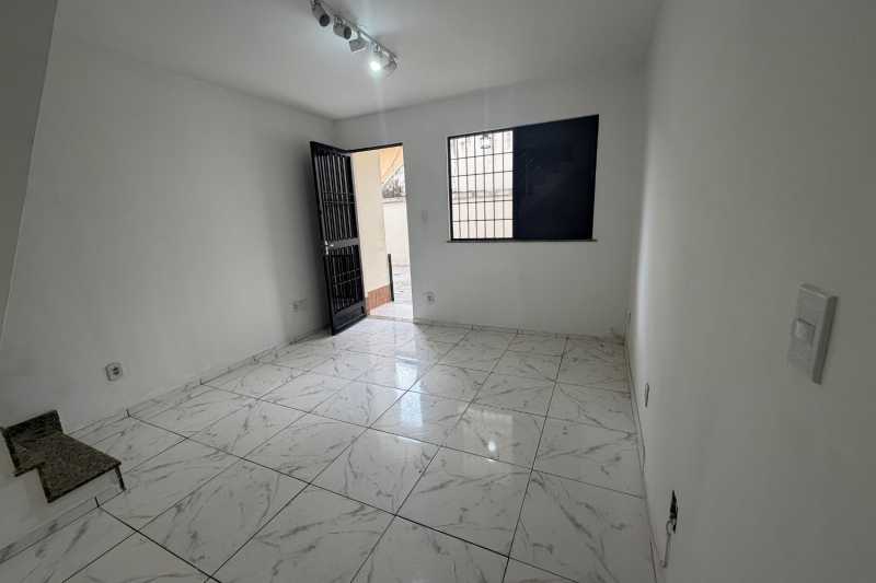Conheça 2 do imóvel - Casa em Condomínio para alugar Rua Zilda, Irajá, Rio de Janeiro - R$ 1.900 - MNCN20002 - 2 2 - 2