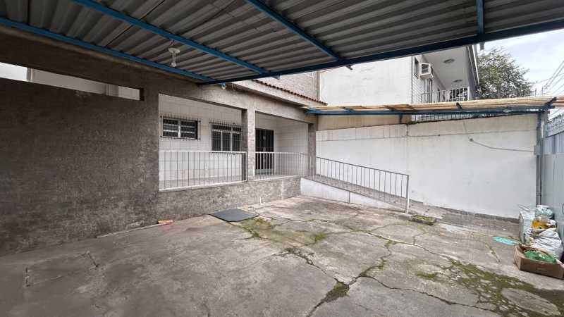 Conheça 5. do imóvel - Casa Bifamiliar à Venda no Jardim América | 4 Quartos, 2 Suítes e Vaga para 4 Carros - MNCA40008 - 4 5. - 4