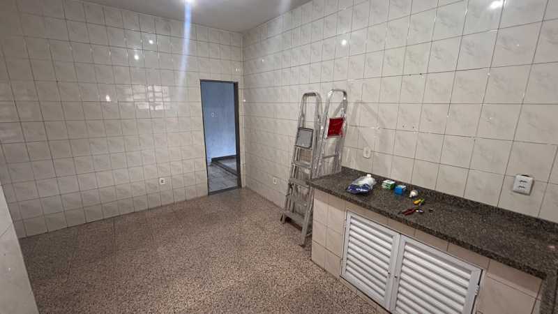 Conheça 11. do imóvel - Casa Bifamiliar à Venda no Jardim América | 4 Quartos, 2 Suítes e Vaga para 4 Carros - MNCA40008 - 10 11. - 10