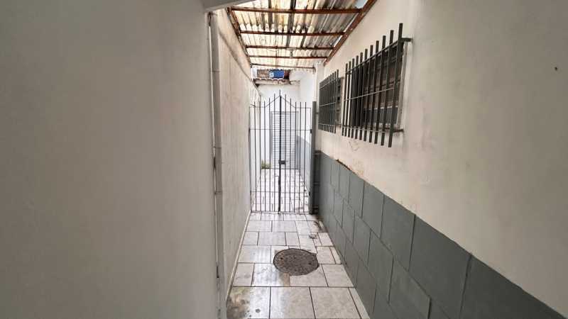 Conheça 18. do imóvel - Casa Bifamiliar à Venda no Jardim América | 4 Quartos, 2 Suítes e Vaga para 4 Carros - MNCA40008 - 18 18. - 18