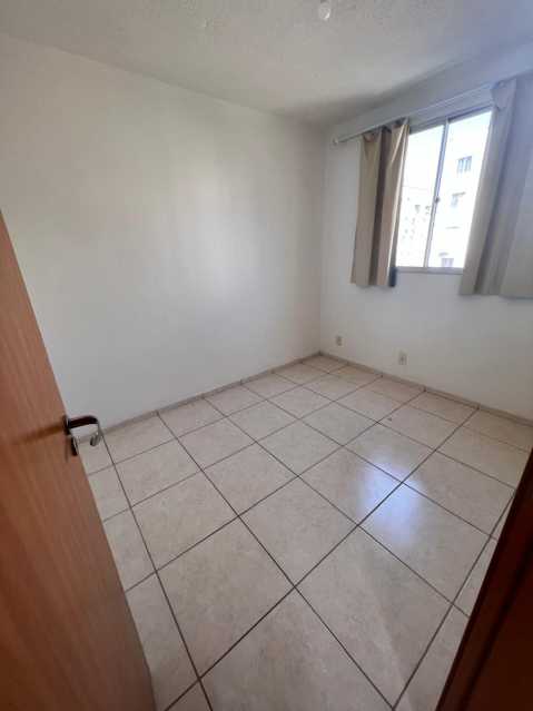 Conheça 2º Quarto do imóvel - Apartamento para Locação no Condomínio Retiro dos Pinheiros | 2 Quartos, Vaga e Condomínio Incluso - MNAP20049 - 5 2º Quarto - 5