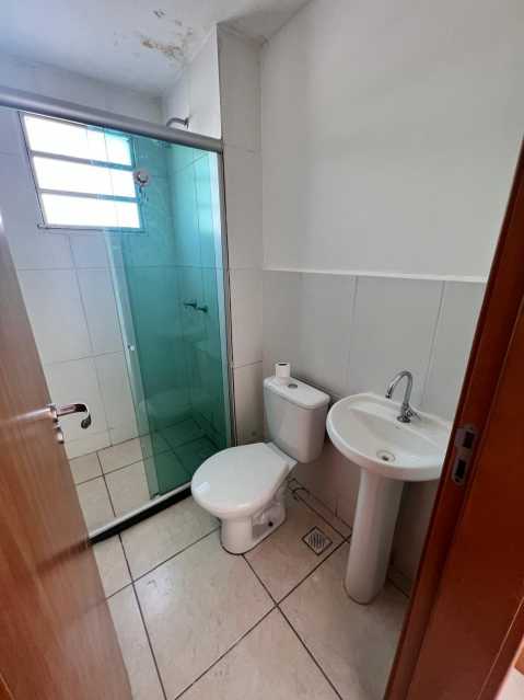Conheça Banheiro Social do imóvel - Apartamento para Locação no Condomínio Retiro dos Pinheiros | 2 Quartos, Vaga e Condomínio Incluso - MNAP20049 - 7 Banheiro Social - 7