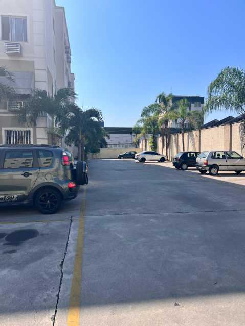 Conheça Estacionamento do imóvel - Apartamento para Locação no Condomínio Retiro dos Pinheiros | 2 Quartos, Vaga e Condomínio Incluso - MNAP20049 - 16 Estacionamento - 16
