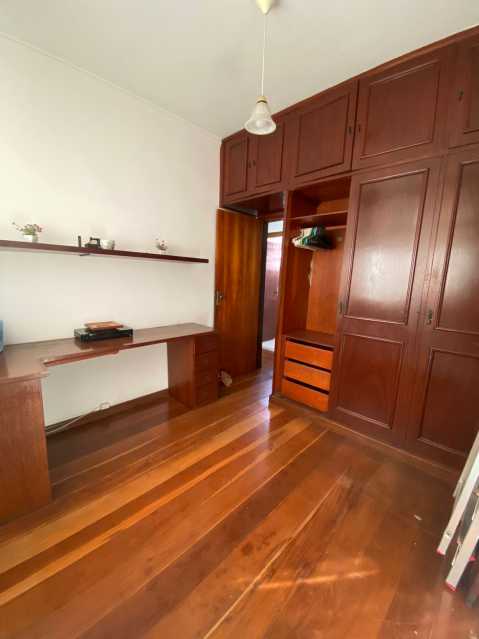 Quarto 2 - 18