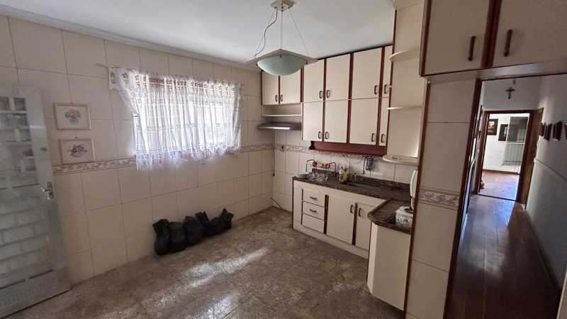 Conheça 13. do imóvel - Casa à Venda em Irajá| 3 Quartos com Suíte, Varanda e Salão de Festas | 260m² - MNCN30001 - 12 13. - 12