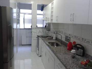 EXCLUSIVIDADE - MAGALHÃES BASTOS - EXCELENTE APARTAMENTO à Venda 2 Quartos sendo um Suíte revertido, , Reformadíssimo - ABAP20264