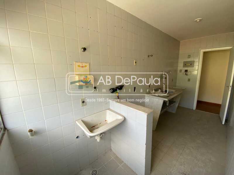 Conheça COZINHA E ÁREA ANEXA do imóvel - VENDE EM SULACAP - CONDOMÍNIO SOLAR-SUL - APARTAMENTO NO 3° ANDAR - ABAP20351 - 11 COZINHA E ÁREA ANEXA - 11
