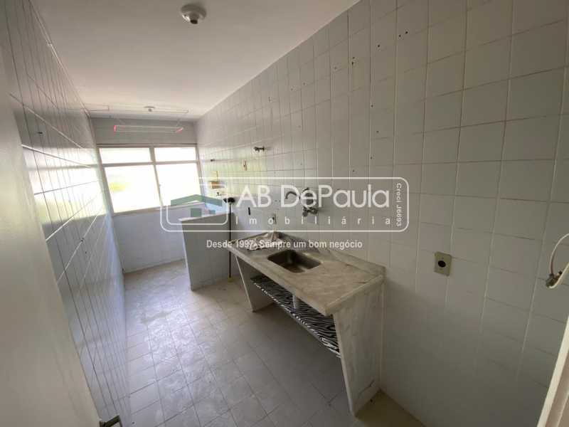 Conheça COZINHA E ÁREA ANEXA do imóvel - VENDE EM SULACAP - CONDOMÍNIO SOLAR-SUL - APARTAMENTO NO 3° ANDAR - ABAP20351 - 10 COZINHA E ÁREA ANEXA - 10