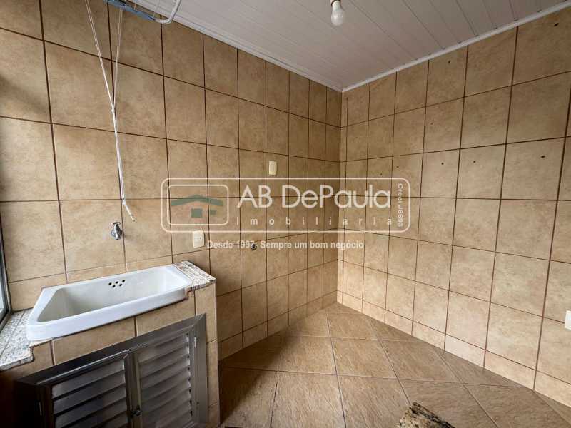 ÁREA DE SERVIÇO - 24