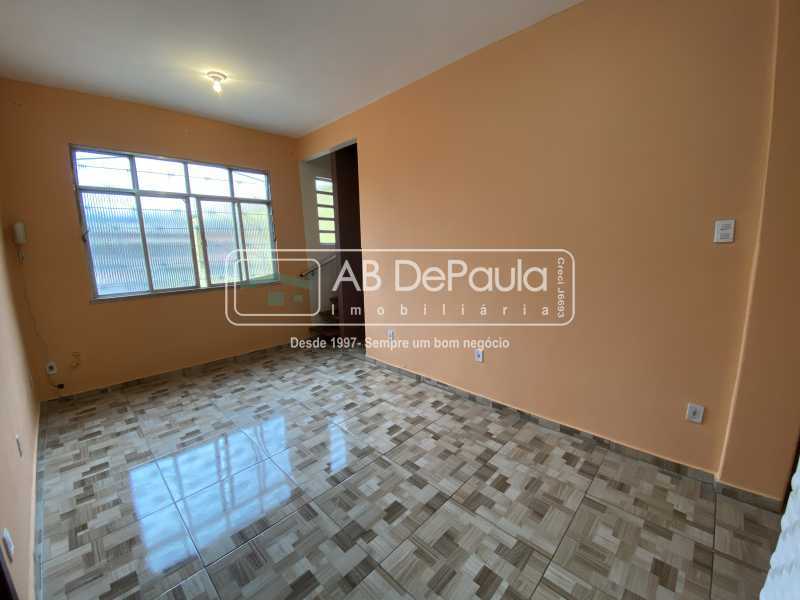 Conheça SALA do imóvel - ALUGA EM REALENGO - APARTAMENTO COM TERRAÇO - EM RUA FECHADA - RUA JOSÉ VALENTE DE LIMA, 97. - ABAP20402 - 3 SALA - 3