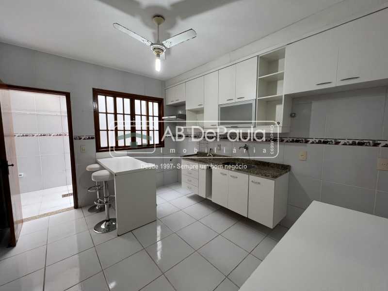 Conheça COZINHA do imóvel - JARDIM SULACAP - Ótima residencia Ampla com 106m2 construídos, 03 Dormitórios (Suíte e Armários planejados) - ABCA30122 - 9 COZINHA - 9