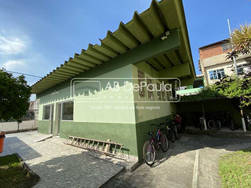 Conheça SALÃO DE FESTAS do imóvel - VENDE OU ALUGA EM REALENGO - RUA DO GOVERNO, 676 - APARTAMENTO COM 02 QUARTOS - ABAP20524 - 19 SALÃO DE FESTAS - 19