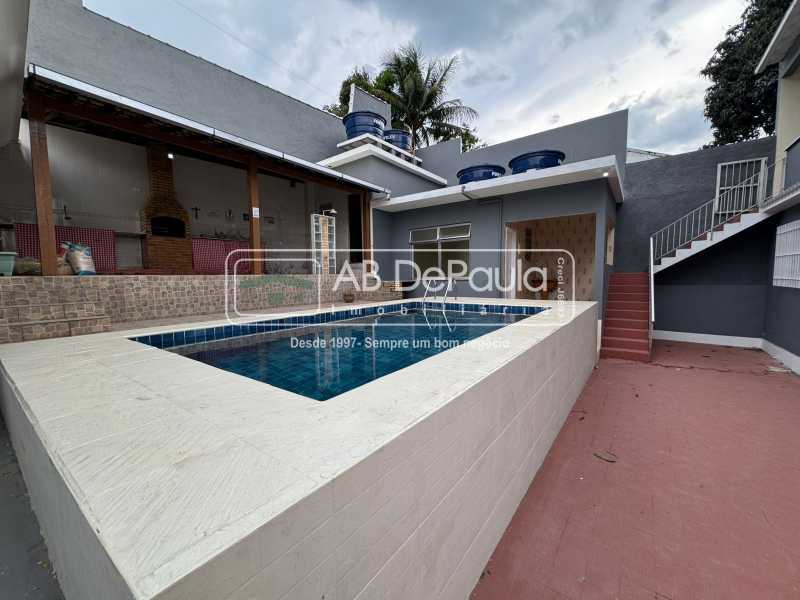PISCINA - 2