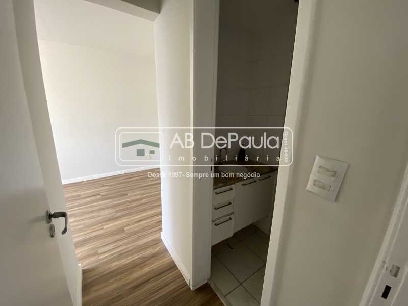Conheça QUARTO 03 SUÍTE do imóvel - VENDE - APARTAMENTO - PRAÇA SECA - RUA FLORIANÓPOLIS, 986 - SPAZIO RODIN - ABAP30117 - 17 QUARTO 03 SUÍTE - 17