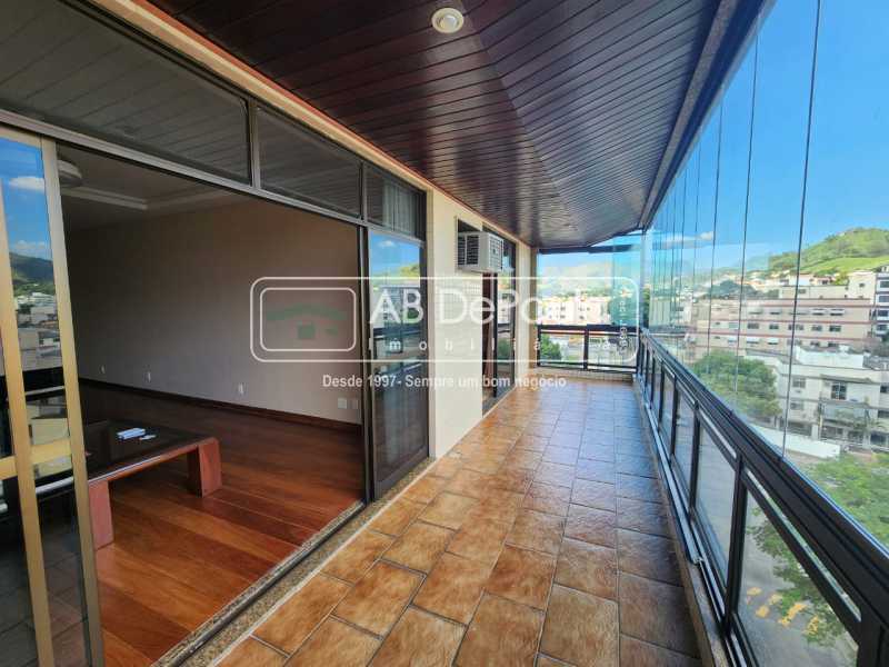Conheça IMG-20250508-WA0095 do imóvel - VILA VALQUEIRE - Apartamento Frontal 174m² - 3 Dormitórios mais Dependência Empregada - 2 Vagas - ABAP30157 - 2 IMG-20250508-WA0095 - 2