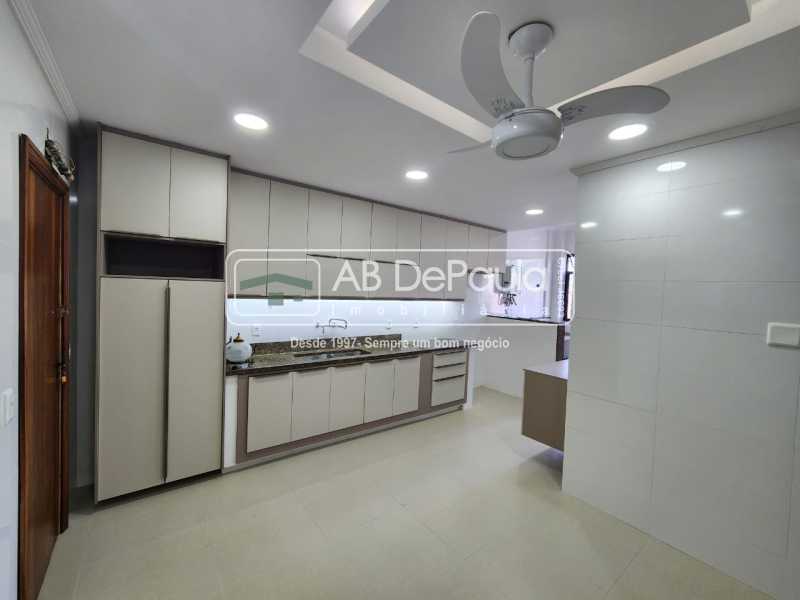 Conheça IMG-20250508-WA0103 do imóvel - VILA VALQUEIRE - Apartamento Frontal 174m² - 3 Dormitórios mais Dependência Empregada - 2 Vagas - ABAP30157 - 18 IMG-20250508-WA0103 - 18