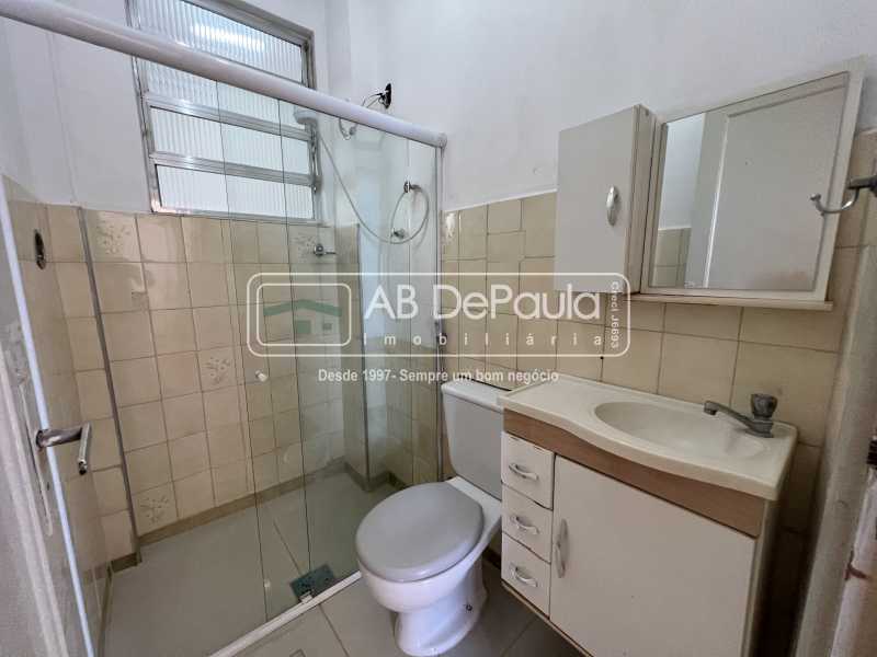 Conheça BANHEIRO SOCIAL do imóvel - VENDE OU ALUGA EM PILARES - RUA MÁRIO CARPENTER 83 - CONDOMÍNIO VINTE DE JANEIRO - APARTAMENTO COM 02 QUARTOS - ABAP20694 - 15 BANHEIRO SOCIAL - 15